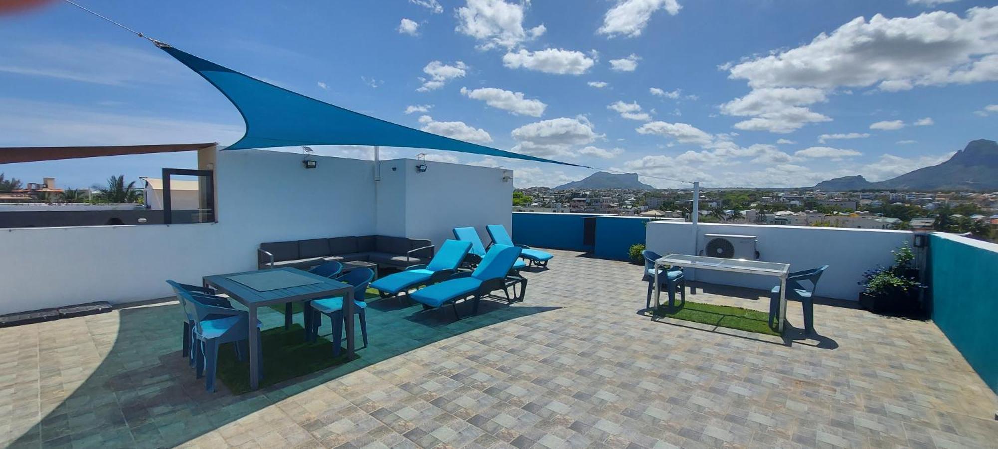 Flic En Flac Beach Penthouse エクステリア 写真