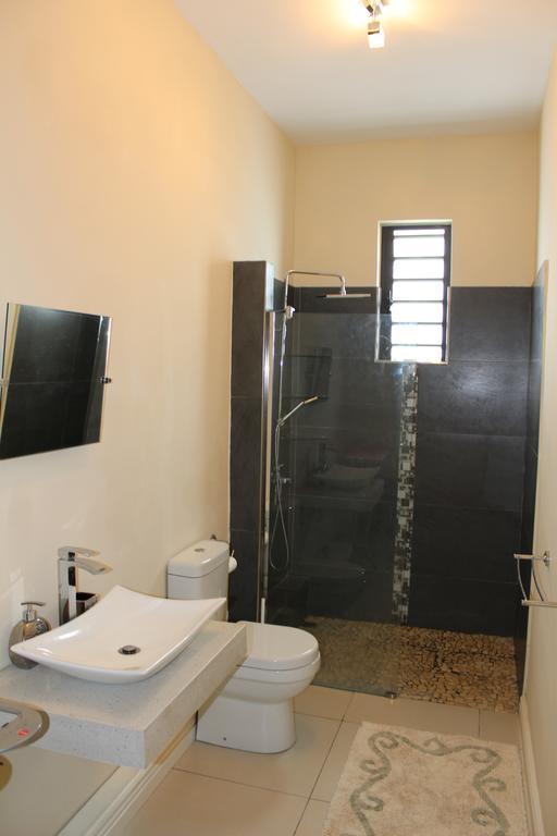 Flic En Flac Beach Penthouse エクステリア 写真
