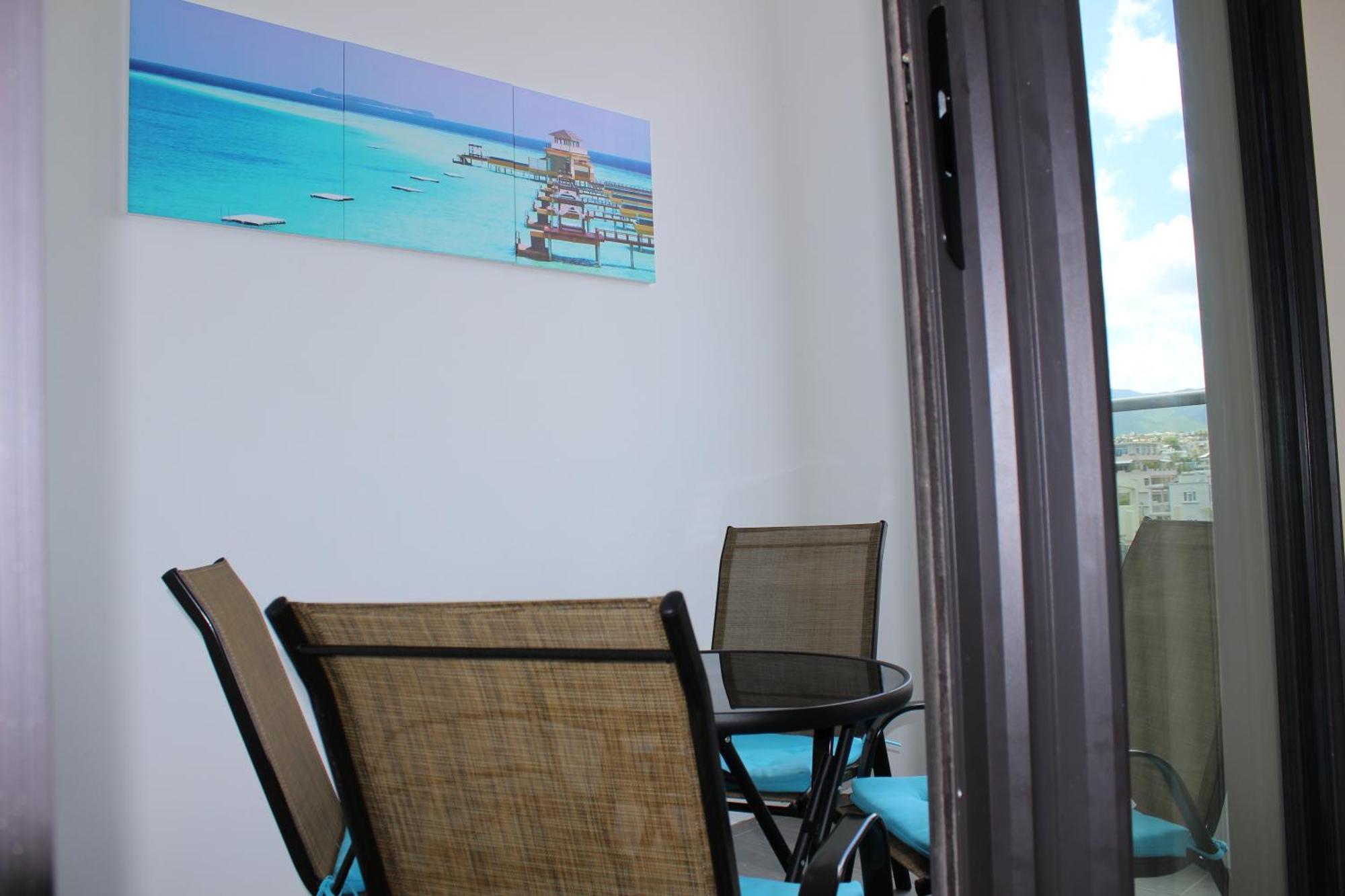 Flic En Flac Beach Penthouse エクステリア 写真
